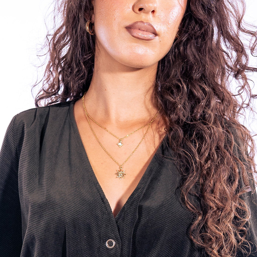 Collier double rang doré soleil et nacre