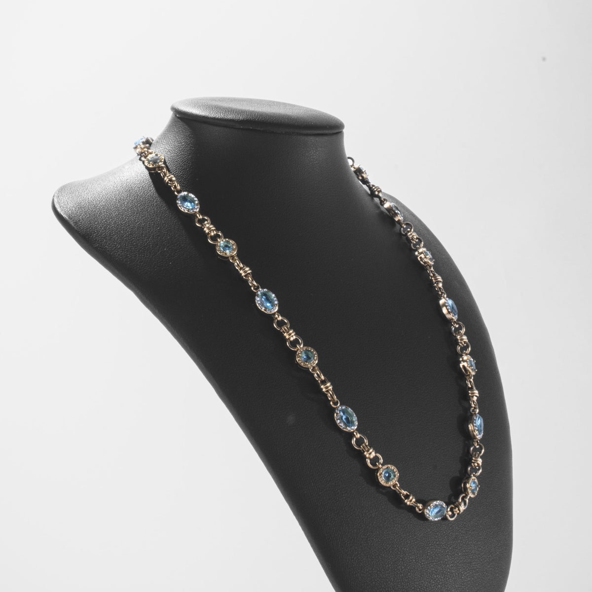 Collier Pierres Bleues Doré