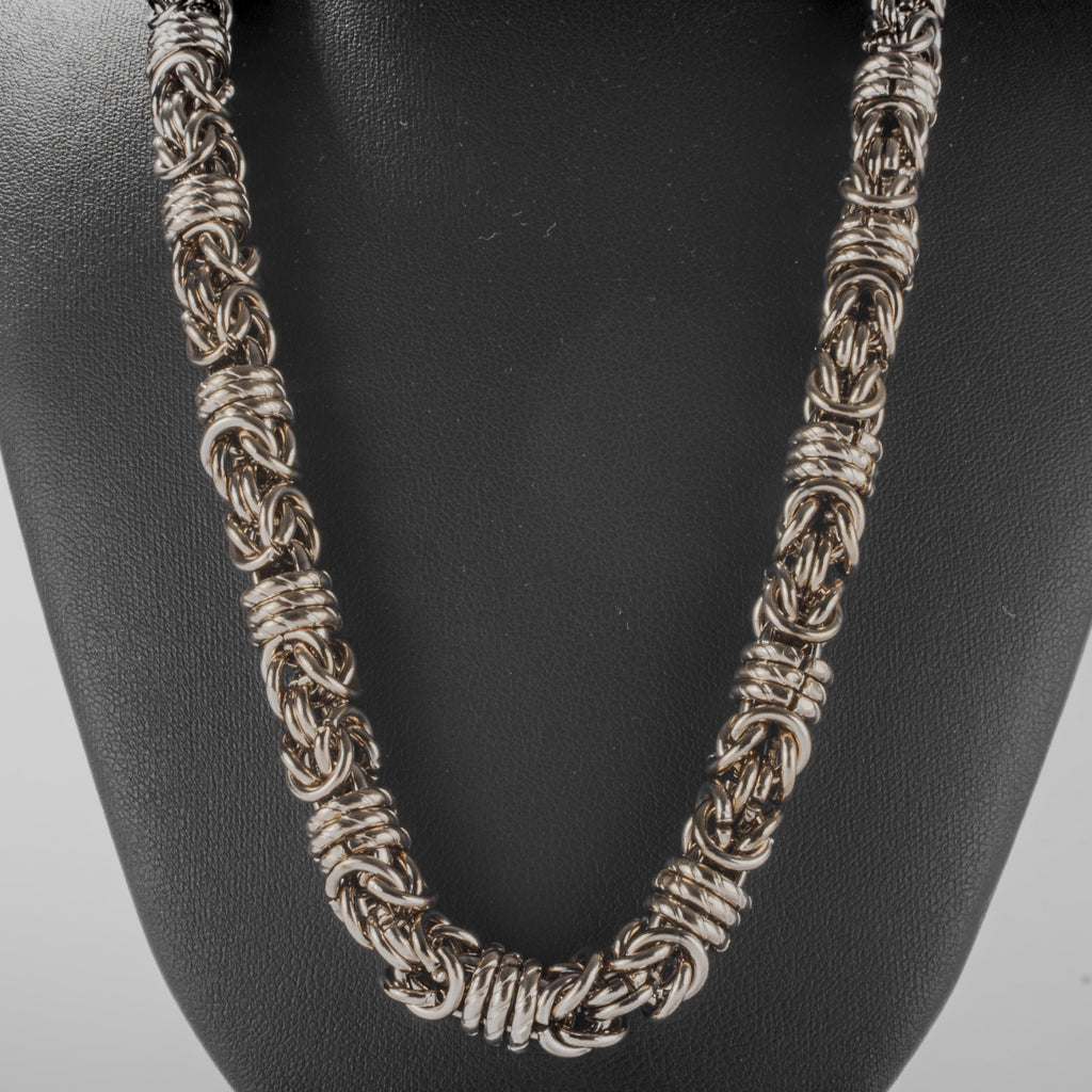 Collier Mailles Entrelacées Doré