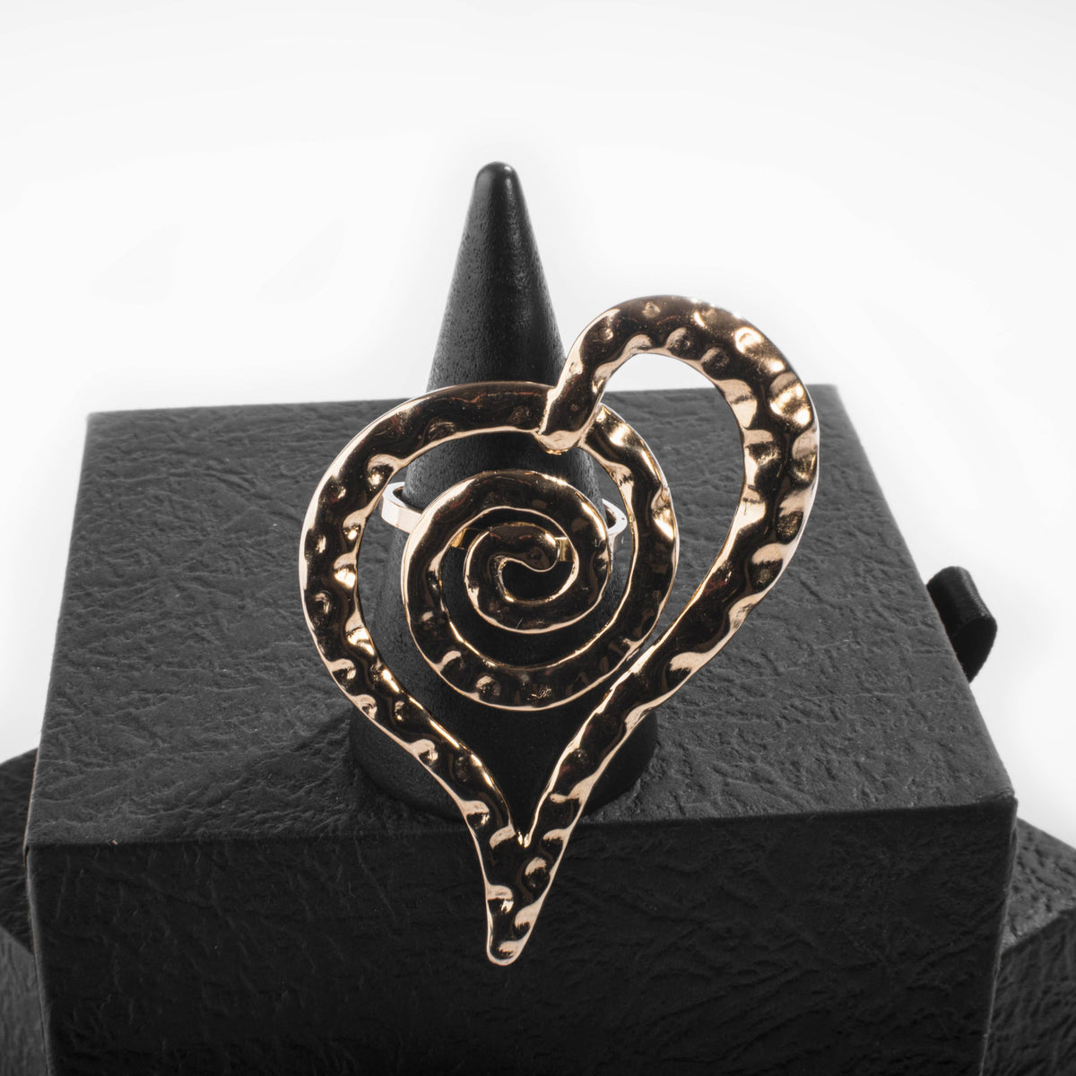 Bague Cœur Martelé Doré