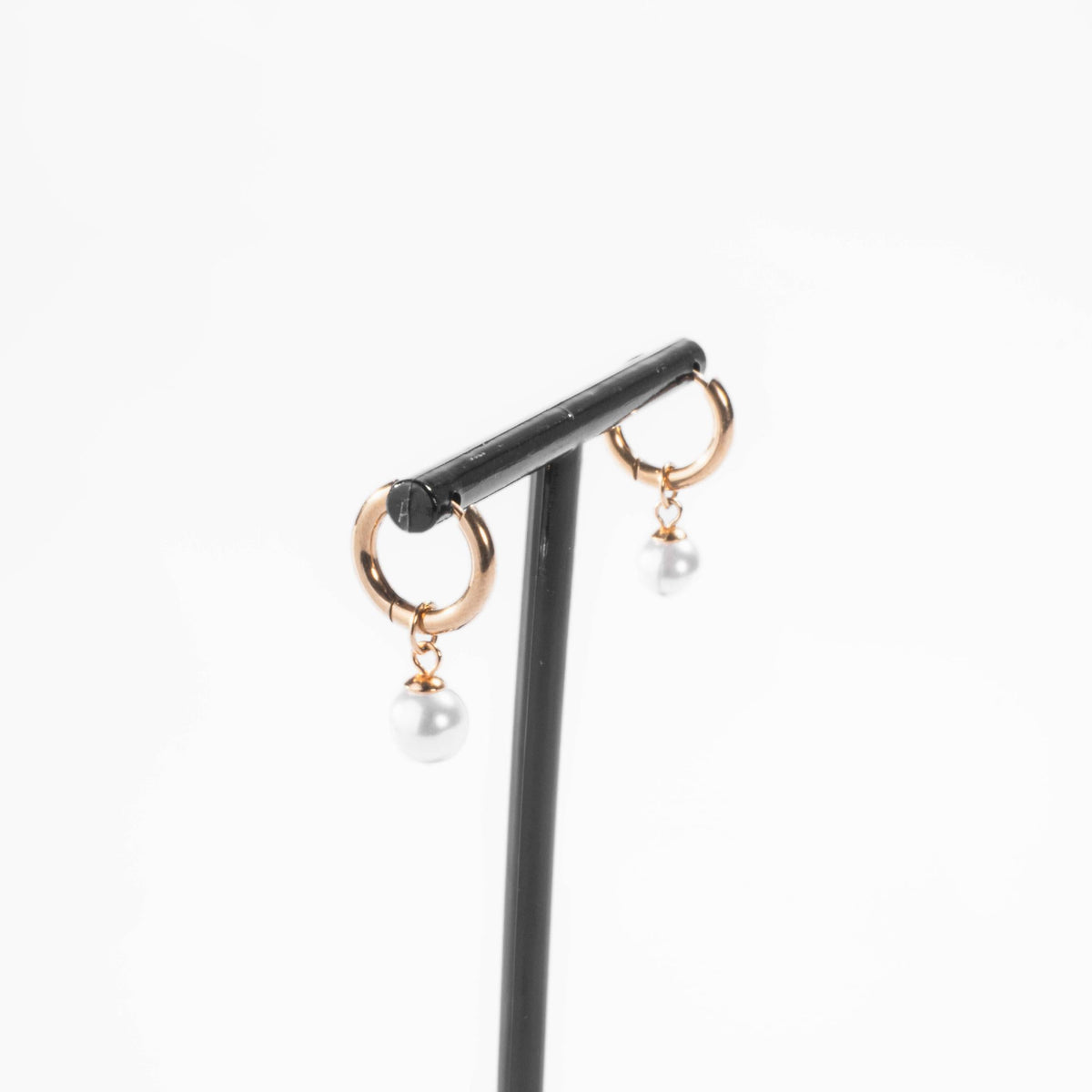 Boucles d’Oreilles Mini Créoles Perle Dorées
