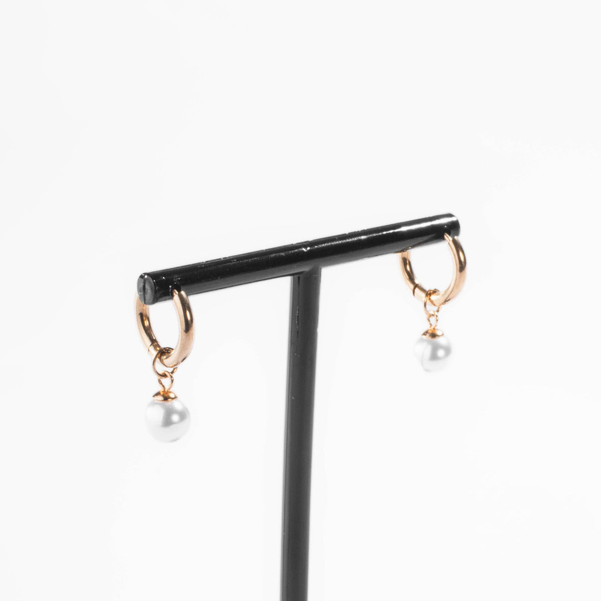 Boucles d’Oreilles Mini Créoles Perle Dorées