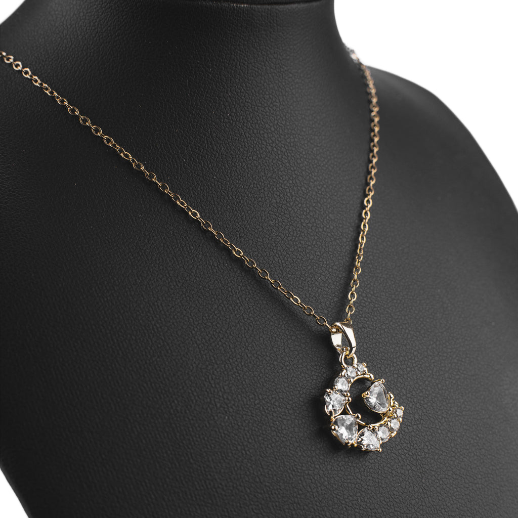 Collier doré pendentif lune strassée