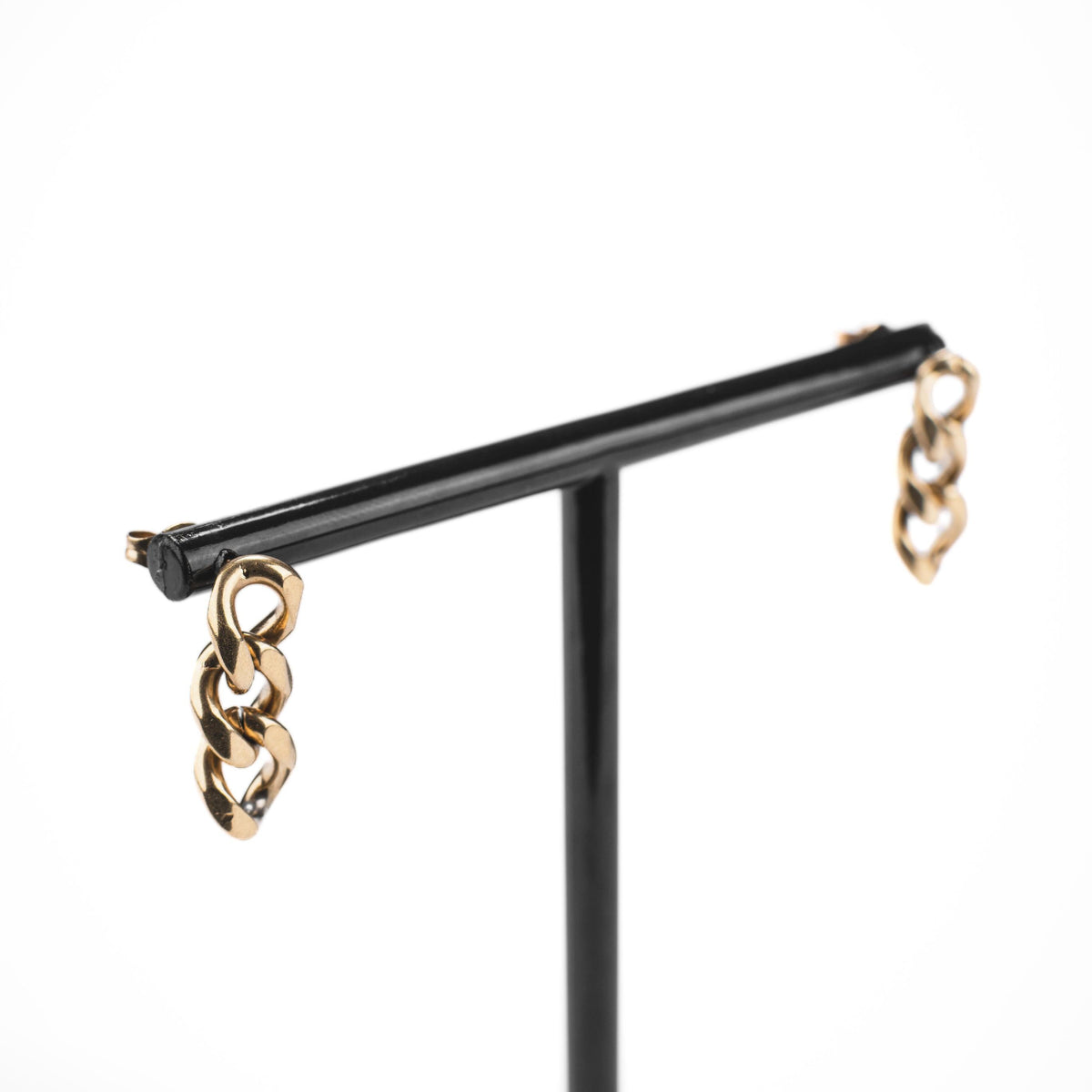 Boucles d’oreilles chaîne dorée