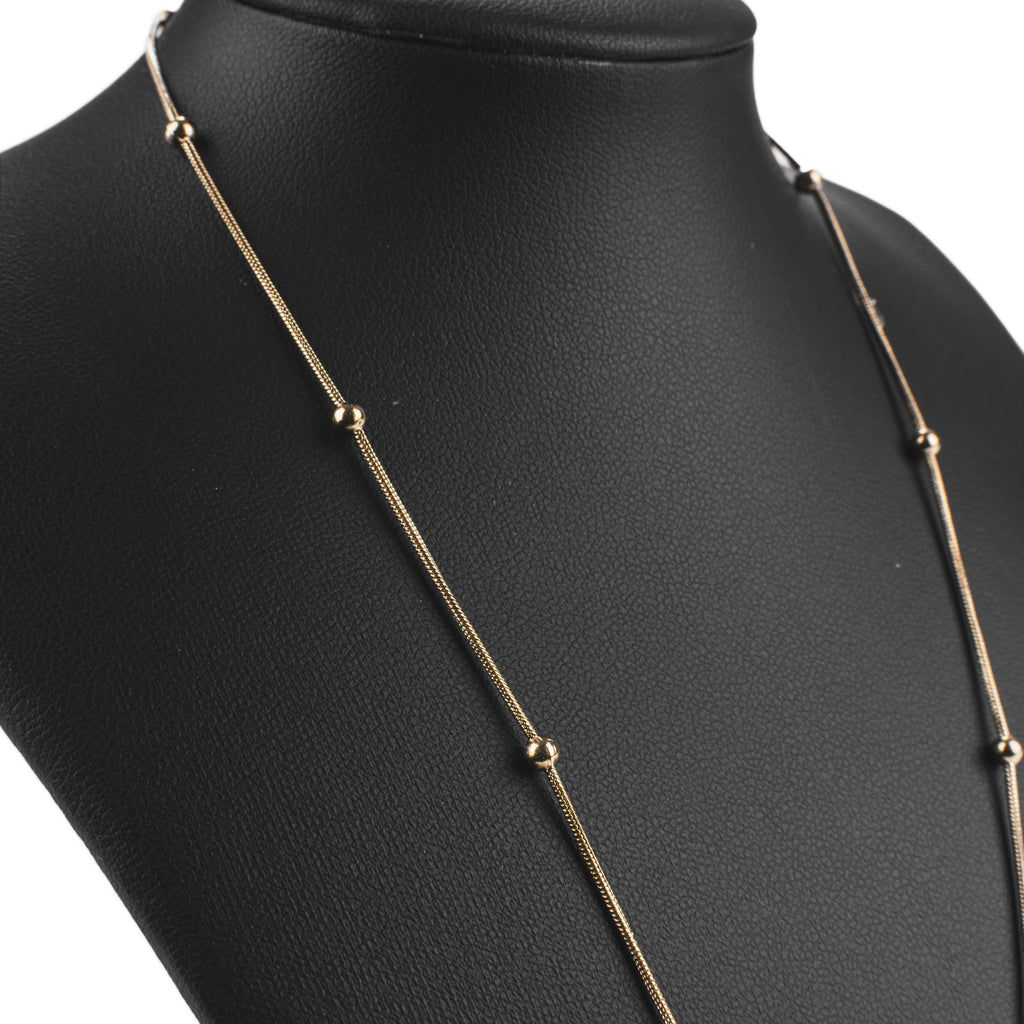 Collier doré perlé avec pendentif