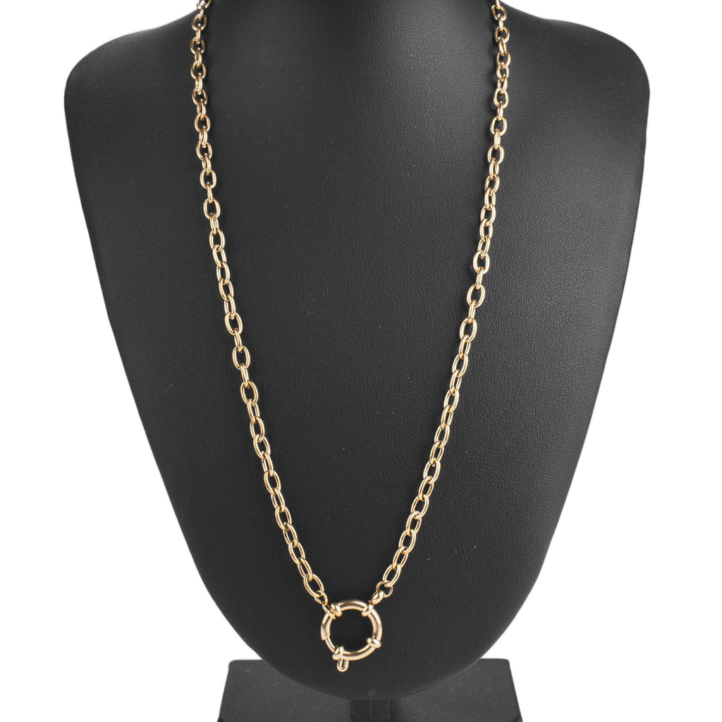 Collier doré à maillons avec fermoir rond devant